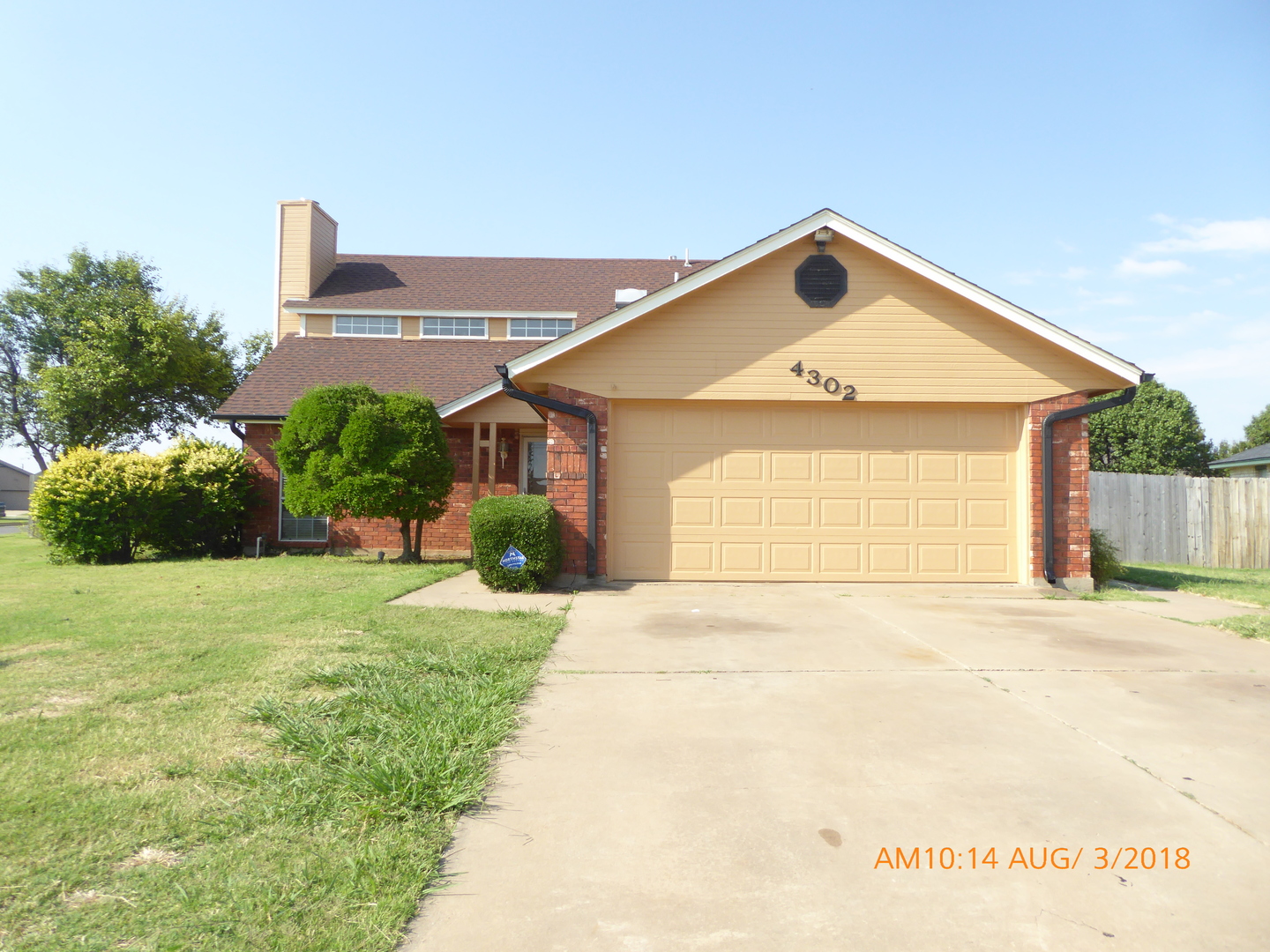 Lawton House: 4302 SW Parkridge Blvd.