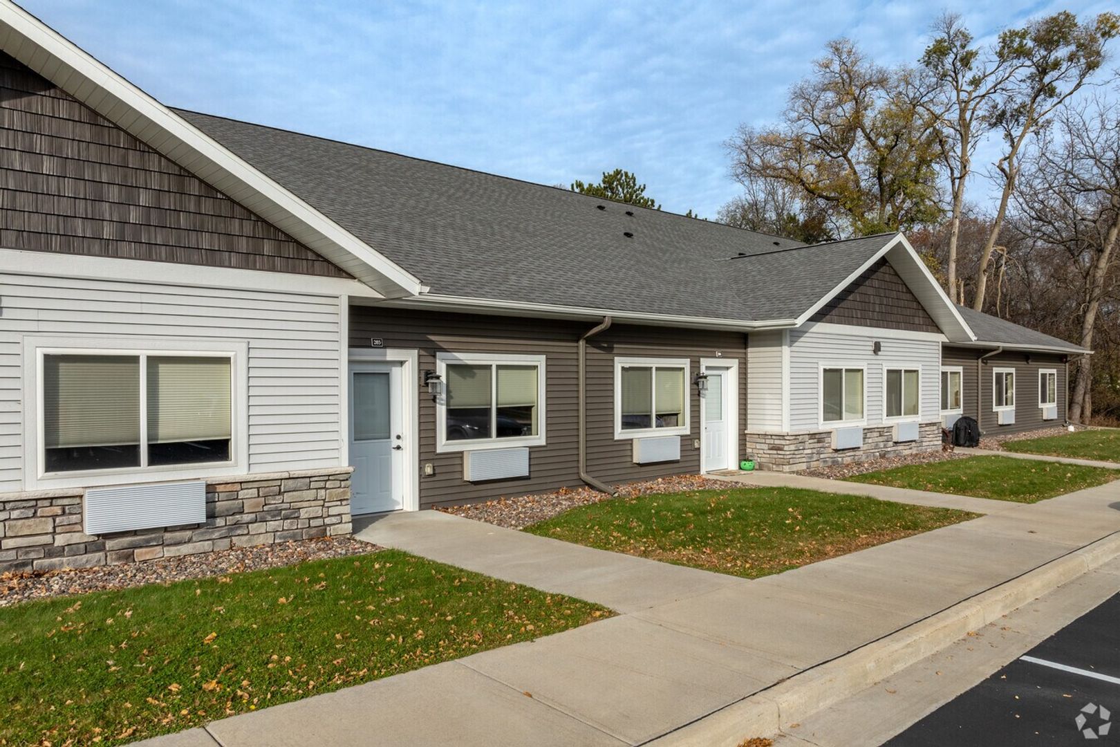 Prescott Apartment: 1541 James Street