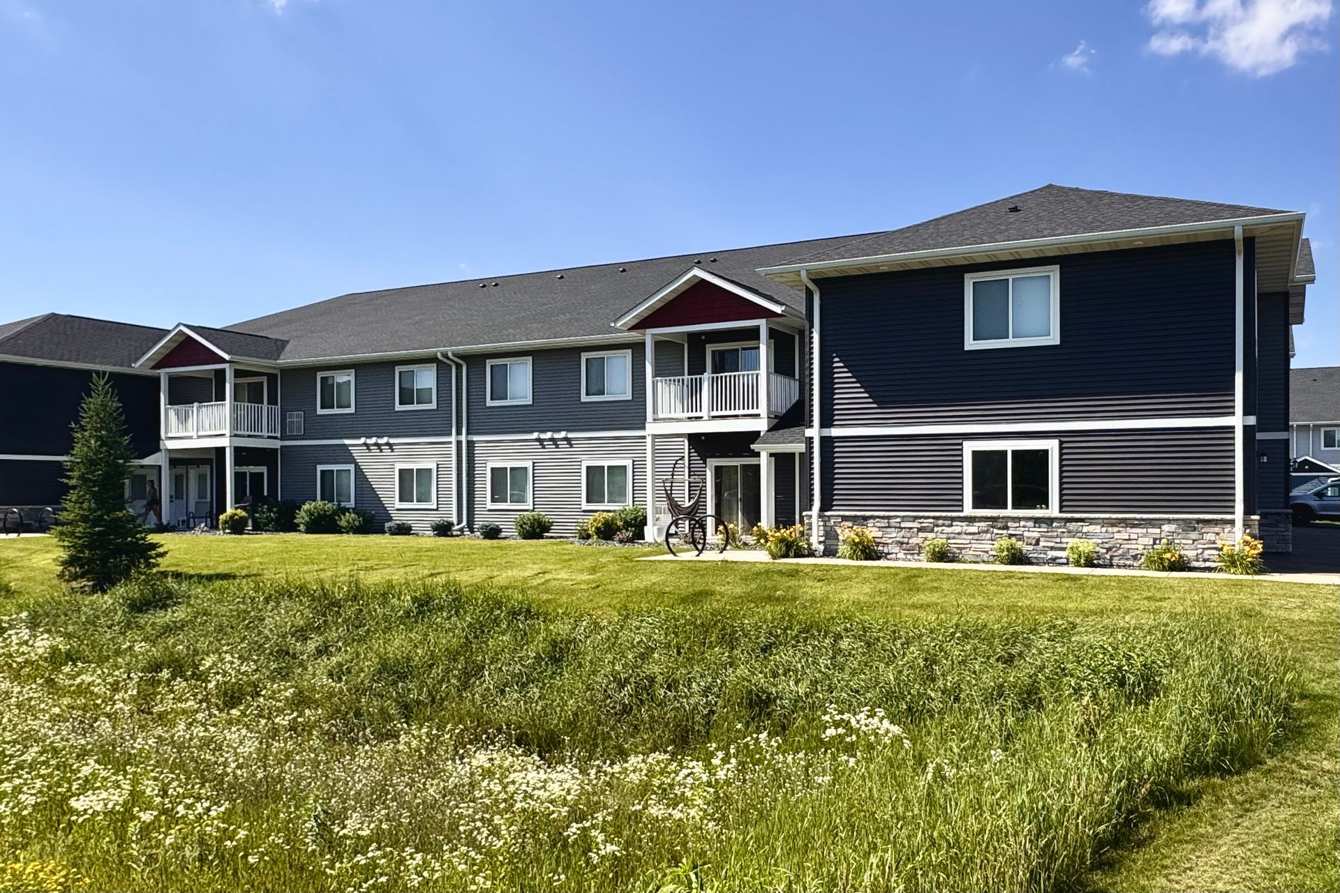 River Falls Apartment: 791 Peregrine Circle