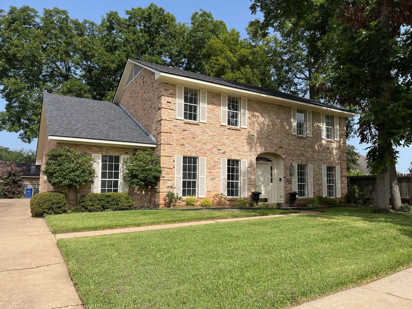 Beautiful Town South 4BR/4BA 