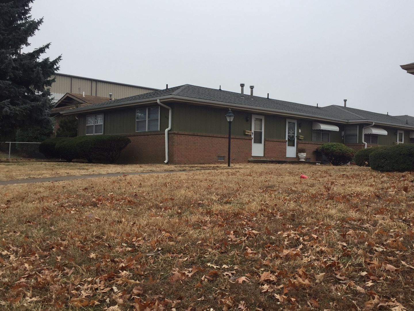 Springfield Apartment: 630 E. Harrison