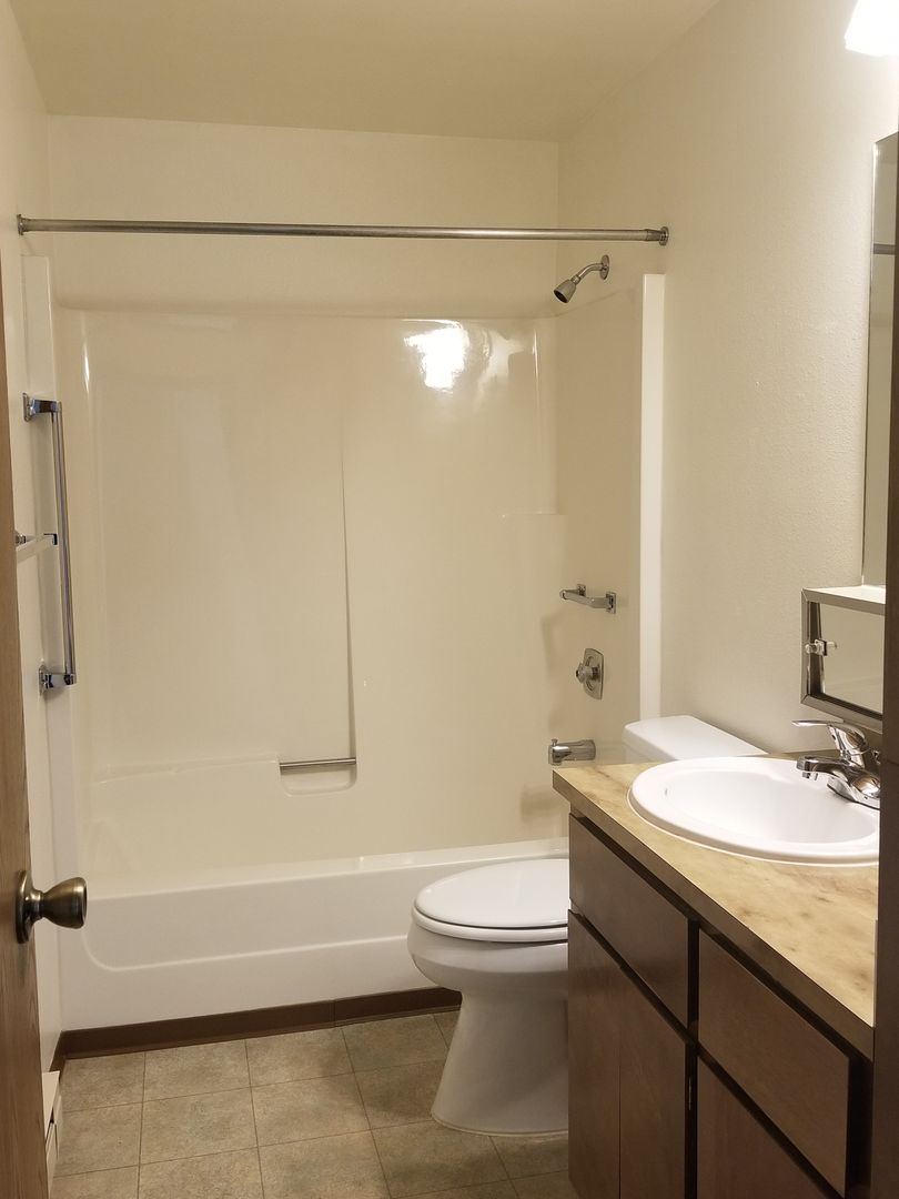 805 Parker Avenue, Hamilton, MT 59840