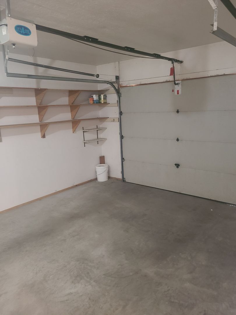 127 Skeels Avenue, Hamilton, MT 59840