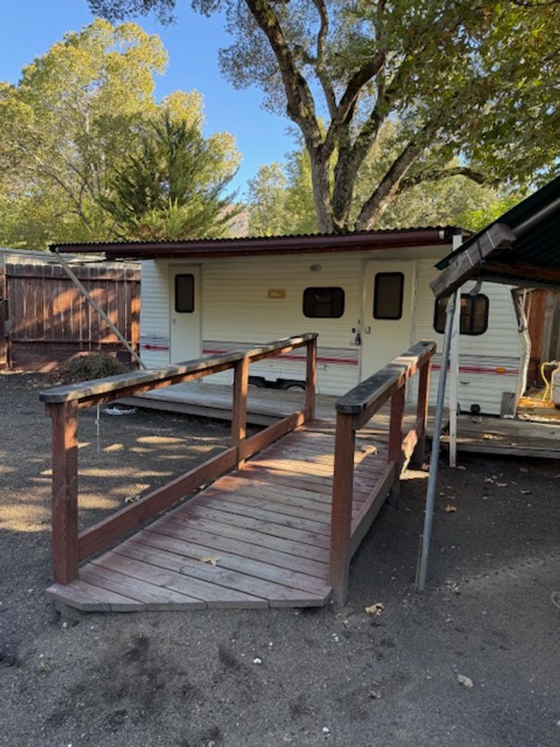 Carmel Valley Apartment: 37200 Nason Rd