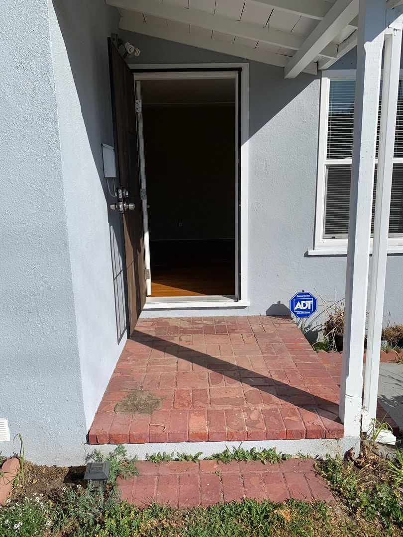 Seaside House: 1089 Palm