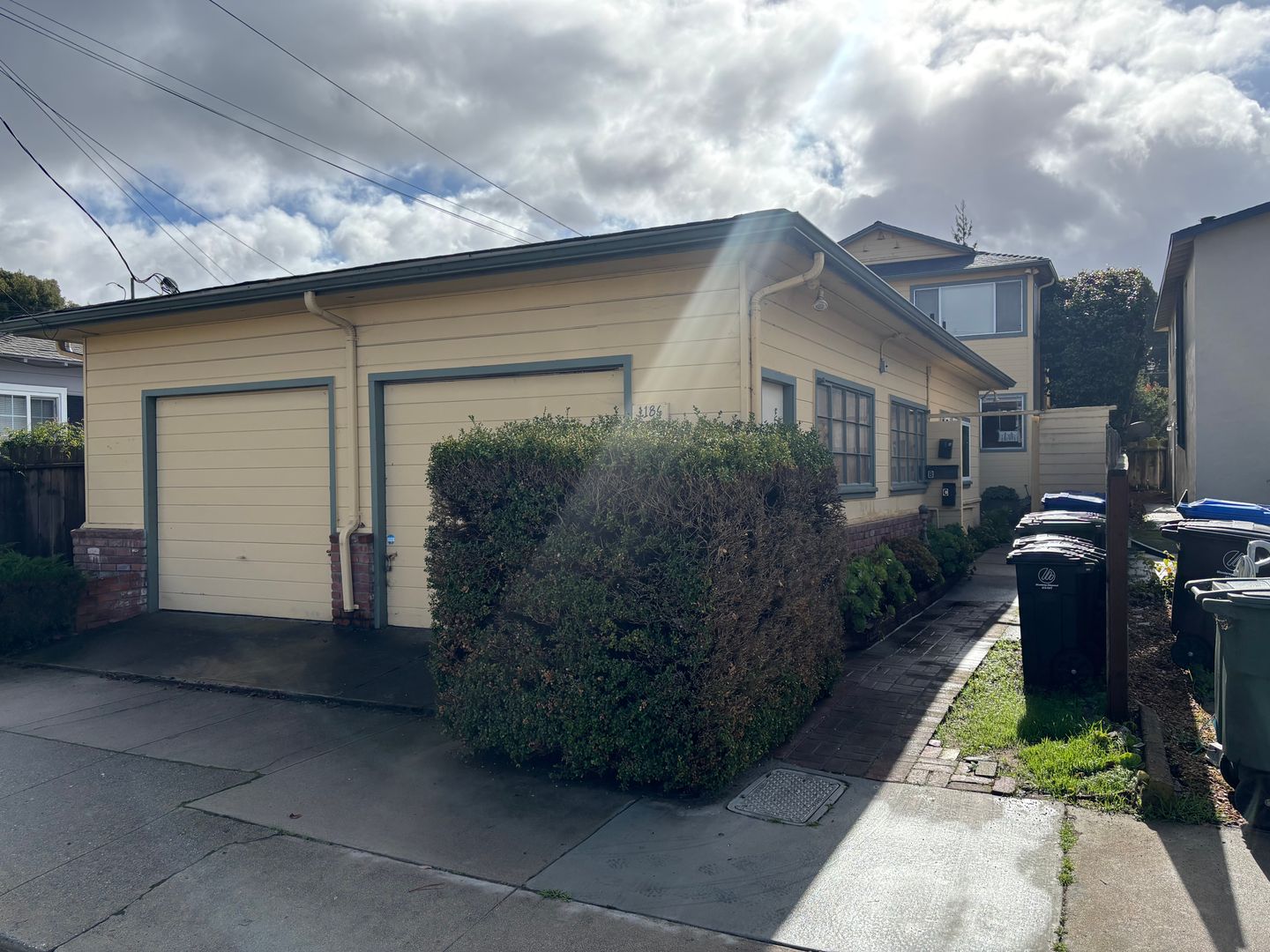 Monterey Apartment: 1186 Second Street