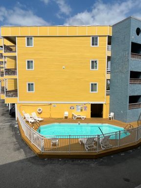 Monthly rental-REMODELED 1 Bedroom on Island at Carolina Beach! – photo 1