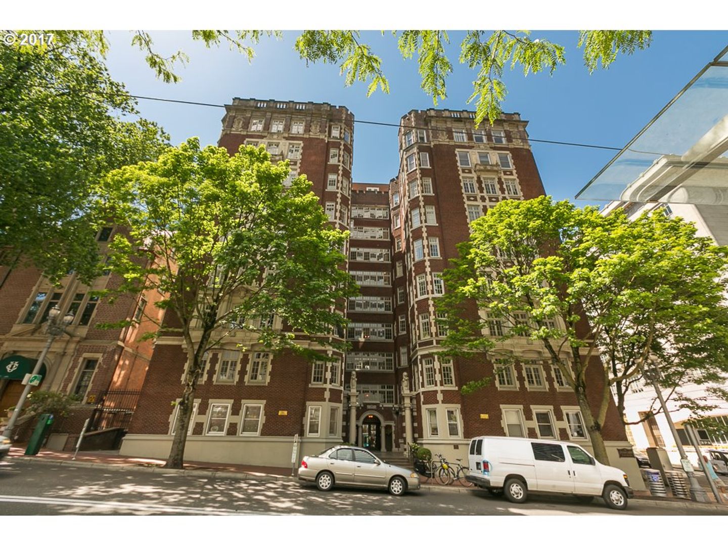 Portland Apartment: 1209 SW 6th Avenue #205