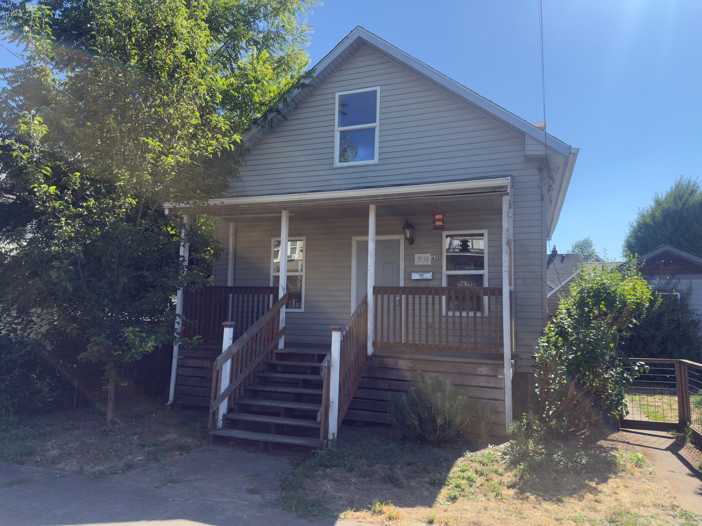 Portland House: 3938 NE 6th Avenue