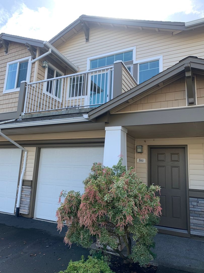 Beaverton Apartment: 14720 SW Sandhill Loop - Unit 202