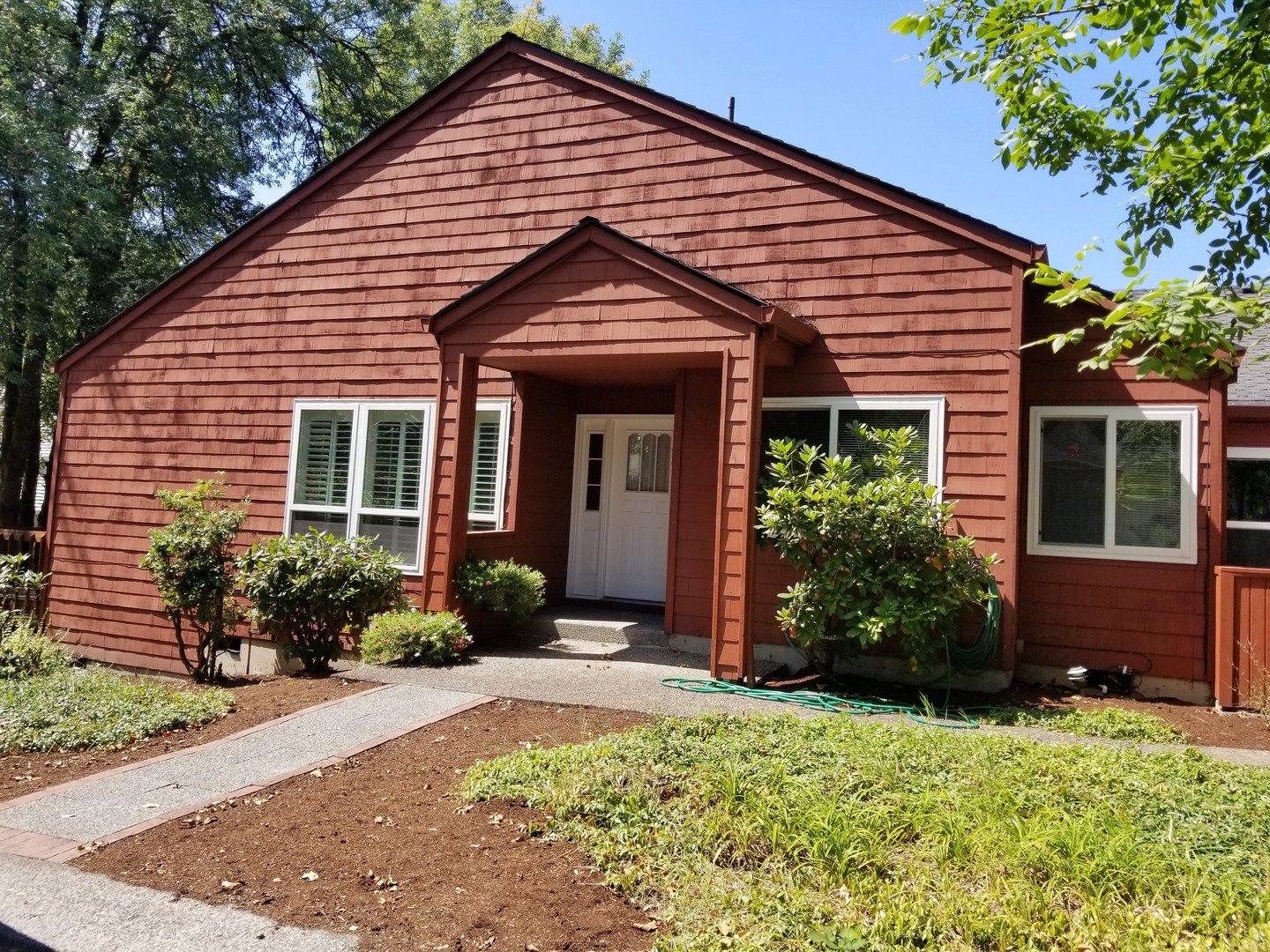Lake Oswego House: 4970 Galen Street