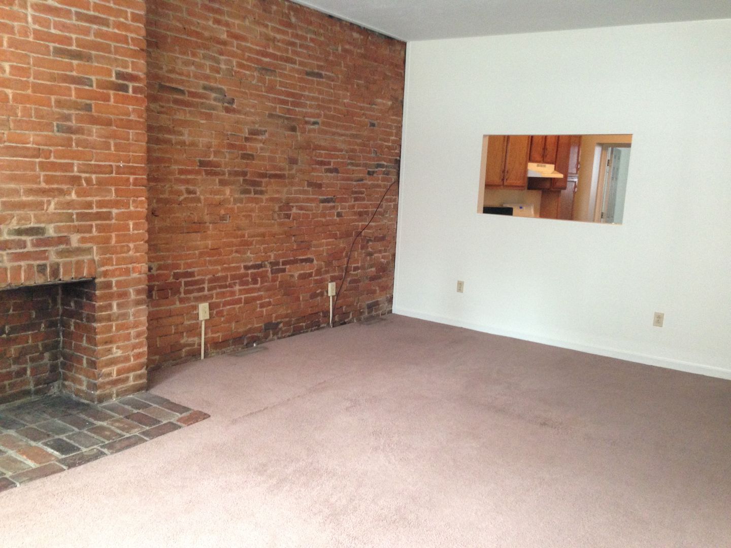 Pittsburgh Apartment: 104 s 18th st