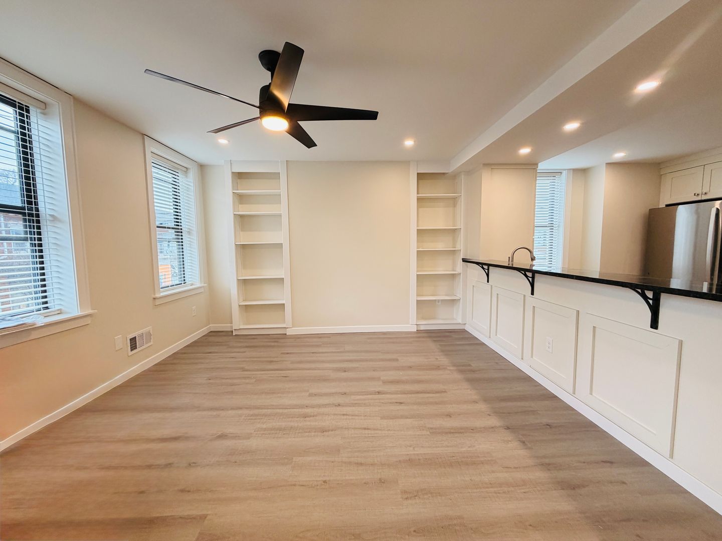 Pittsburgh Apartment: 4017 Butler St