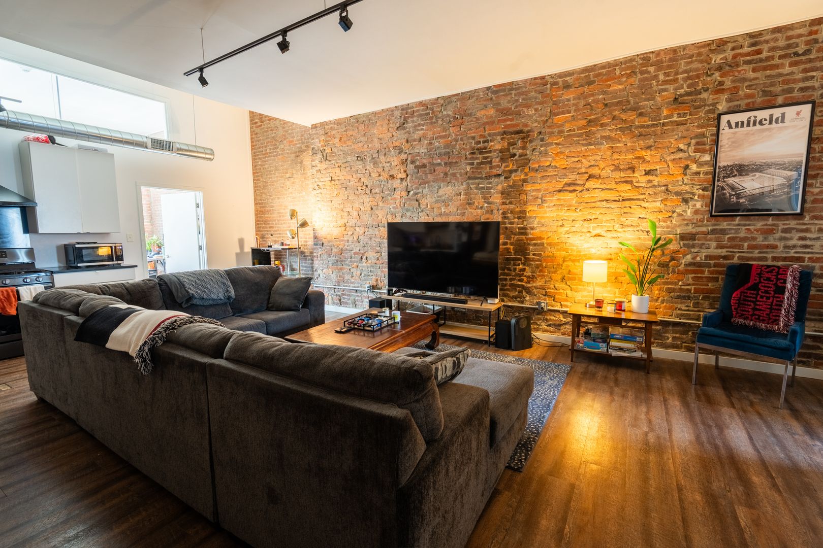 Pittsburgh House: 4411 Butler St