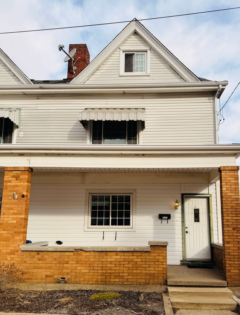 Pittsburgh House: 2437 Cobden St