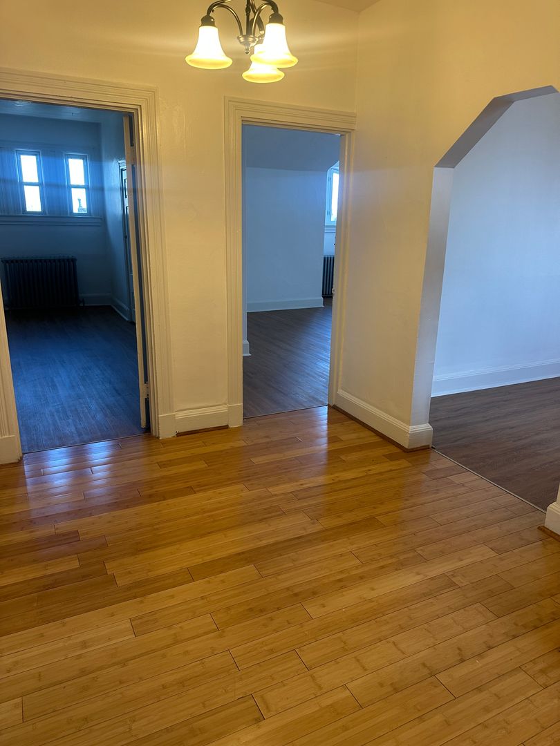 Pittsburgh Apartment: 140 s Fairmount