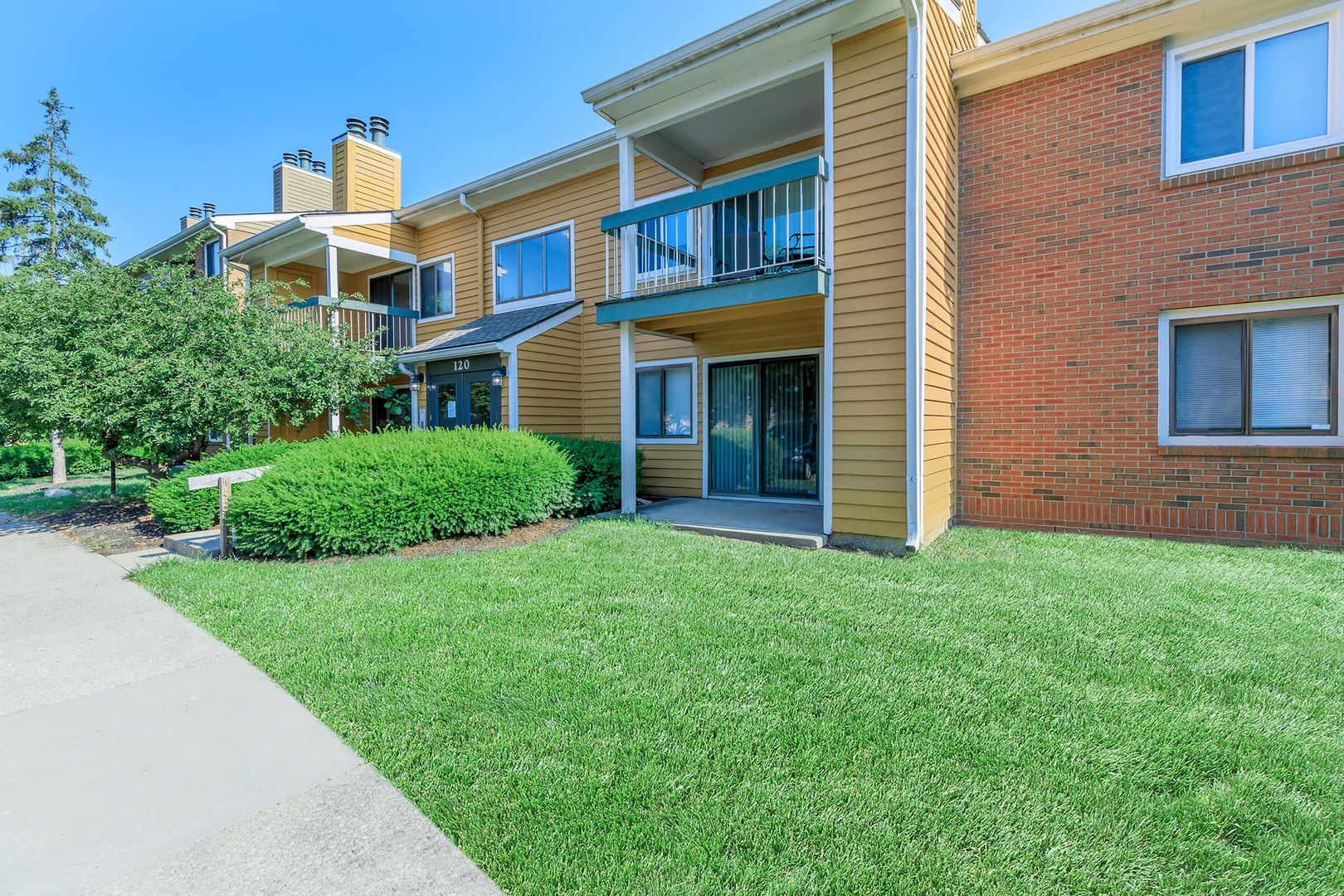 Columbus Apartment: 99 Antelope Way