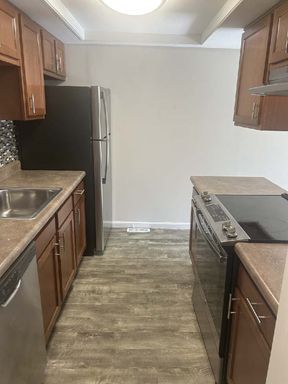 Newly Updated 1-Bedroom! – photo 1