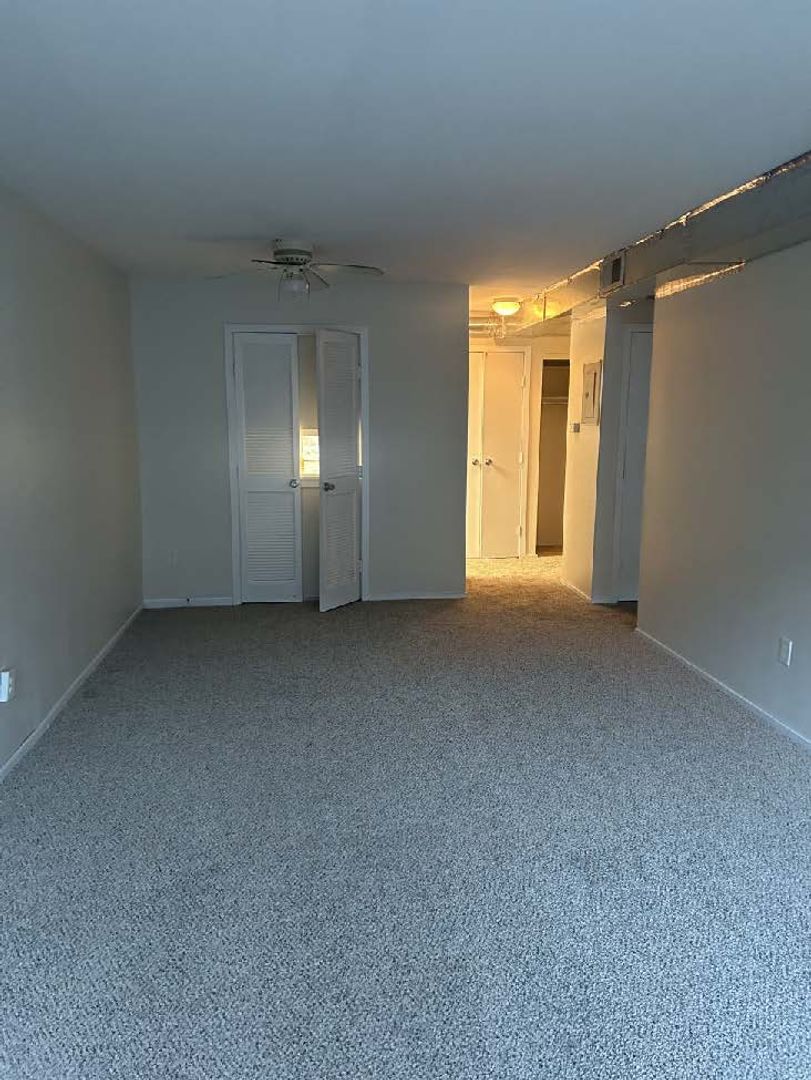 Columbus Apartment: 5312 Gatehouse Dr