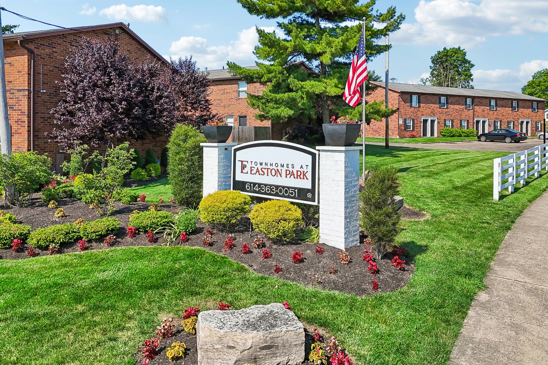 Columbus Townhome: 4187 Beechwold Dr