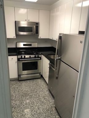 1 Bedroom Apartment – 245 East 63rd Street, 20 E, New York, NY 10065