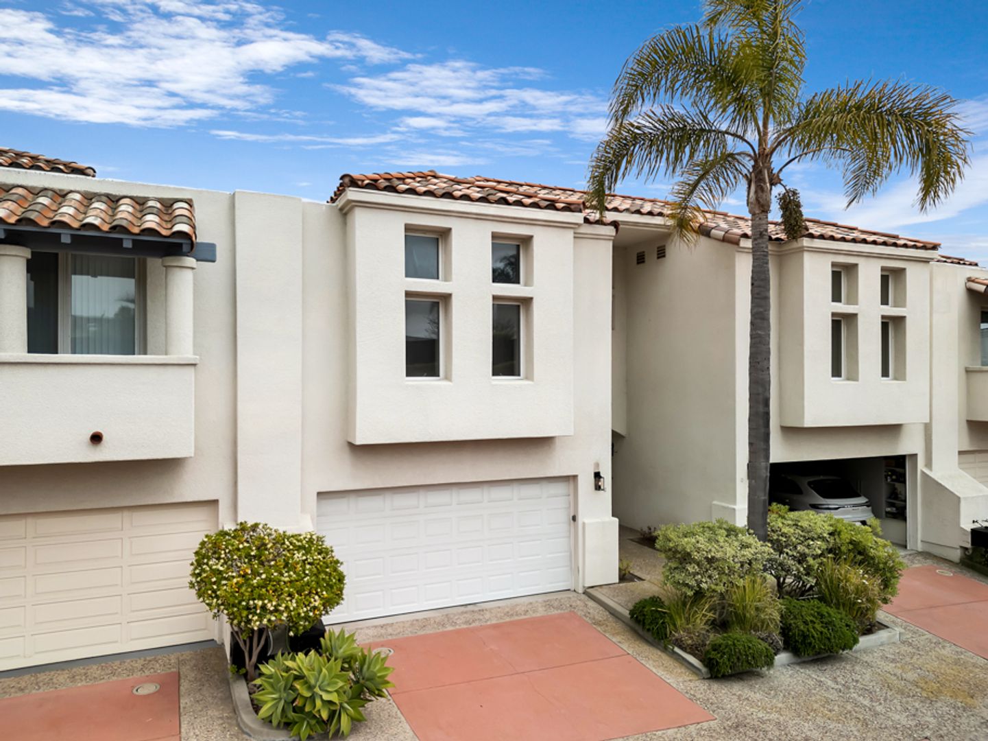 Malibu Townhome: 6435 Zumirez Dr. #2