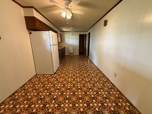 Mountain Top Etowah Apartment ready for move-in!