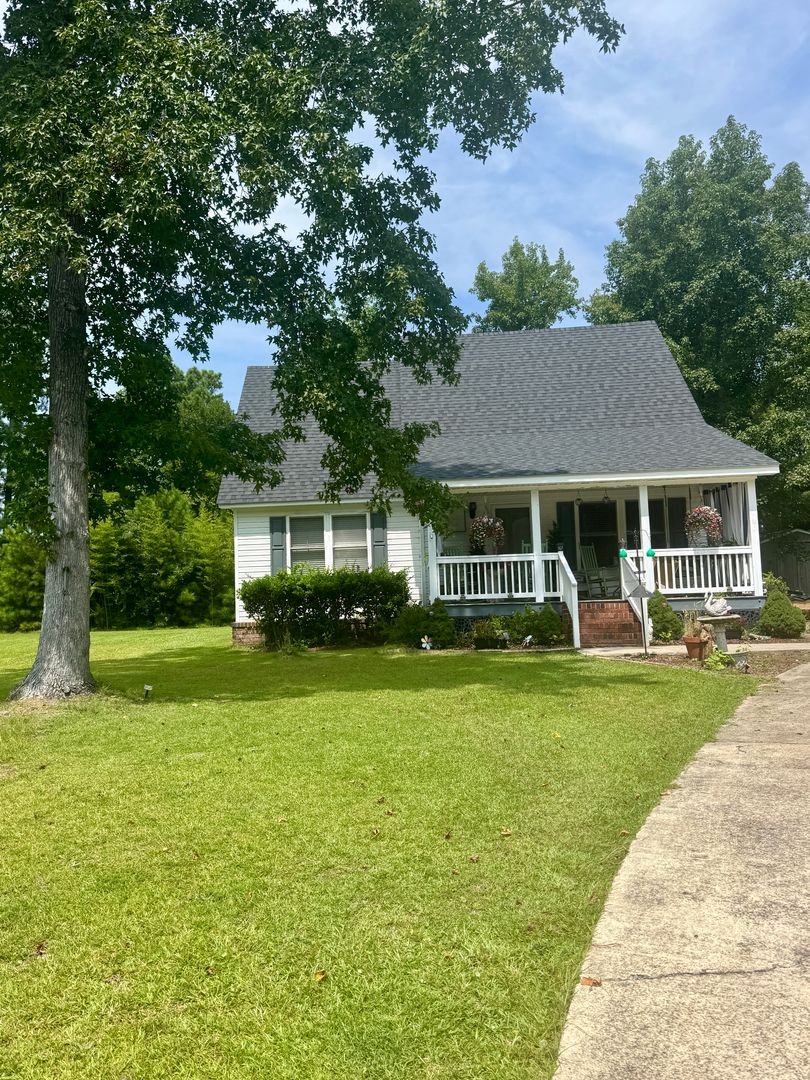 Manteo House: 186 The Dogwood West