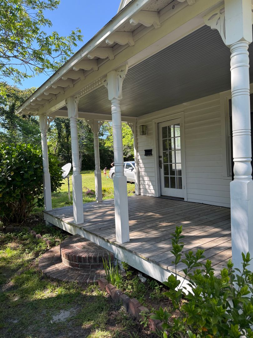 Manteo Apartment: 1170 Hwy 64