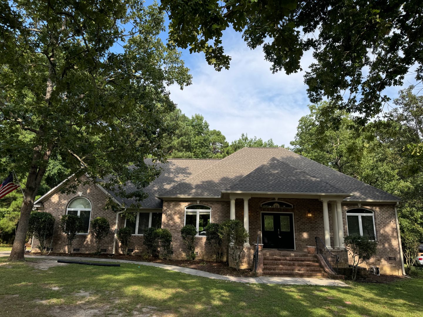 Sanford House: 35 Oak Landing