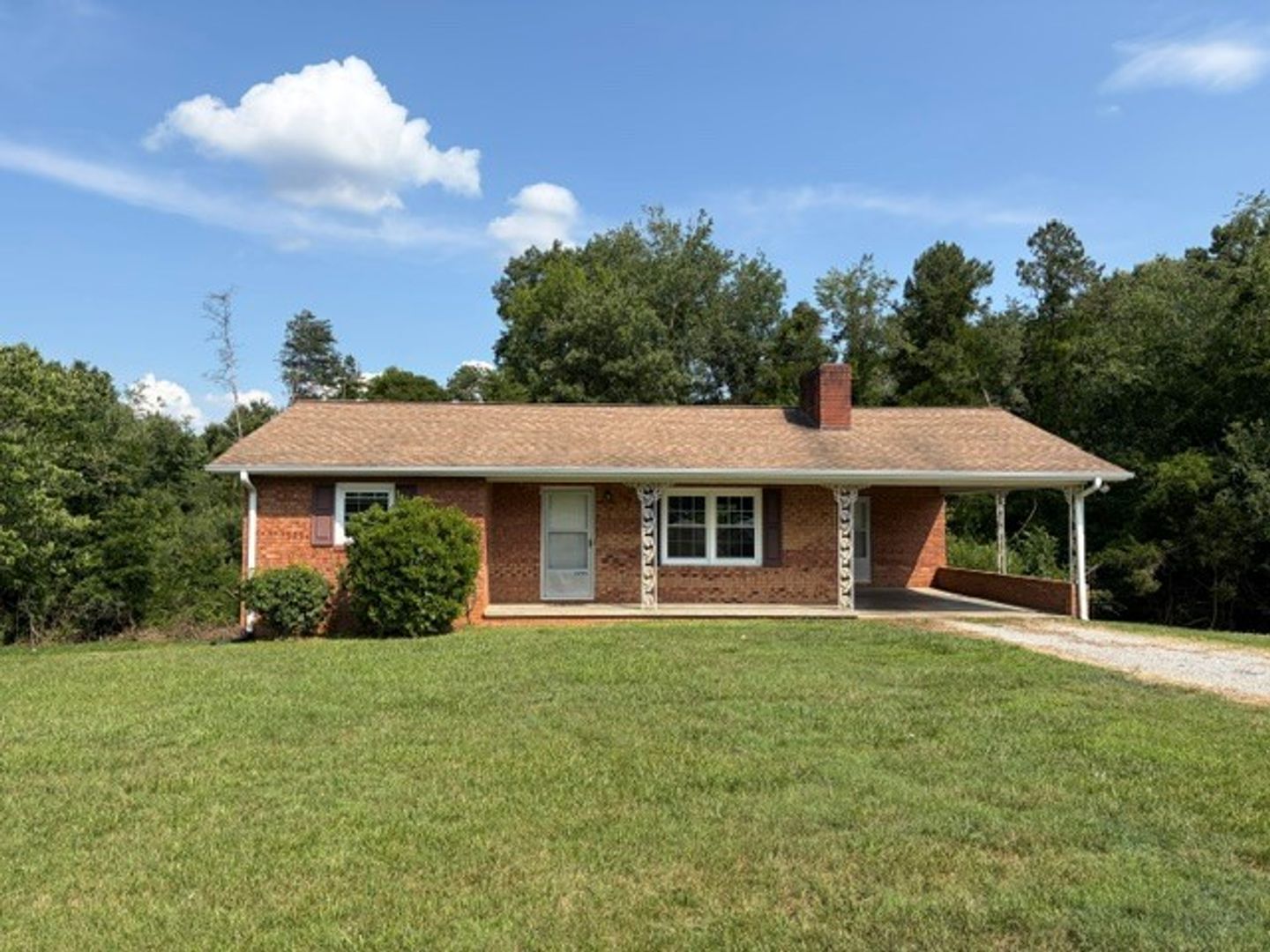 Taylorsville House: 3399 NC HWY 16 S
