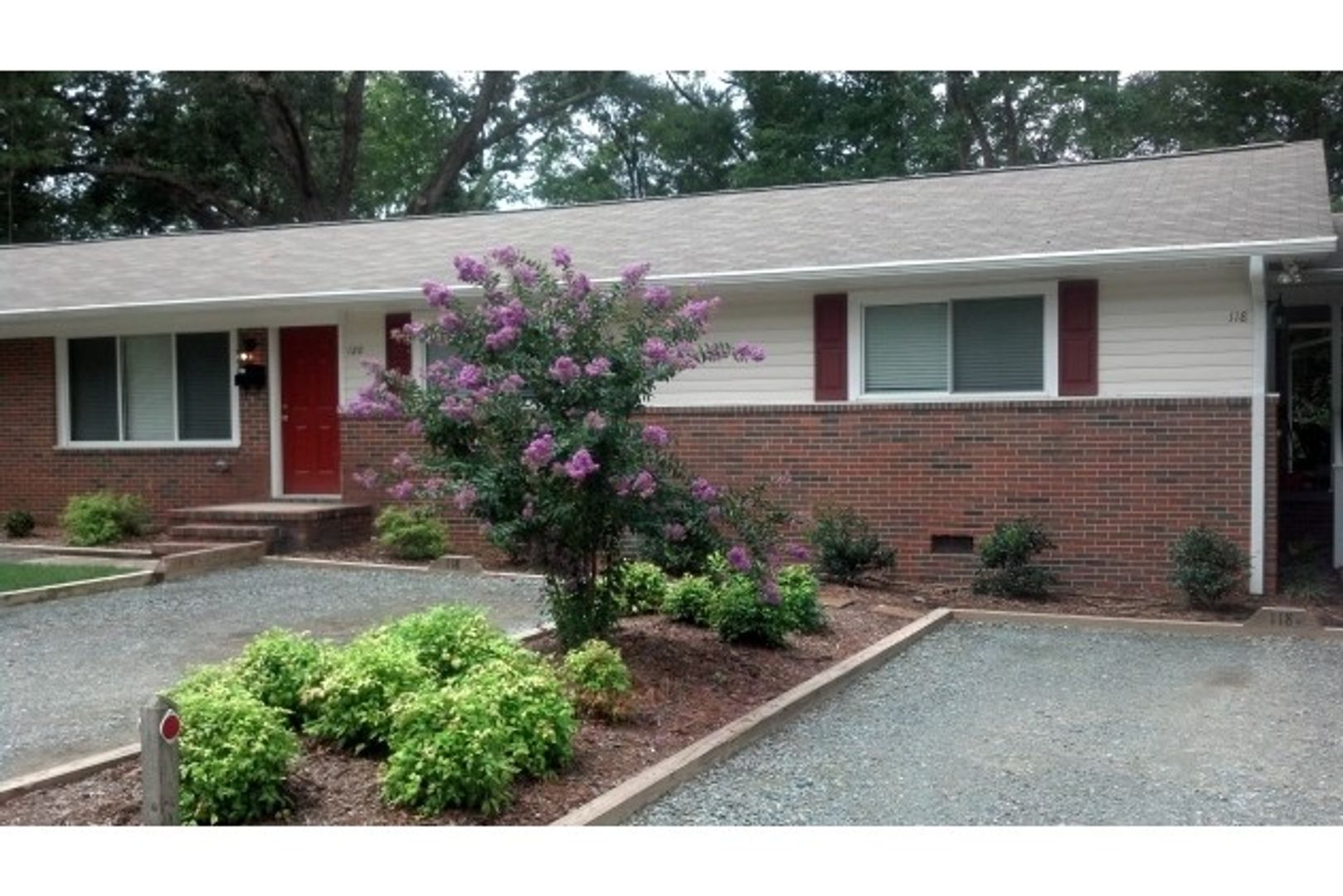 Chapel Hill House: 118 West Stinson Street