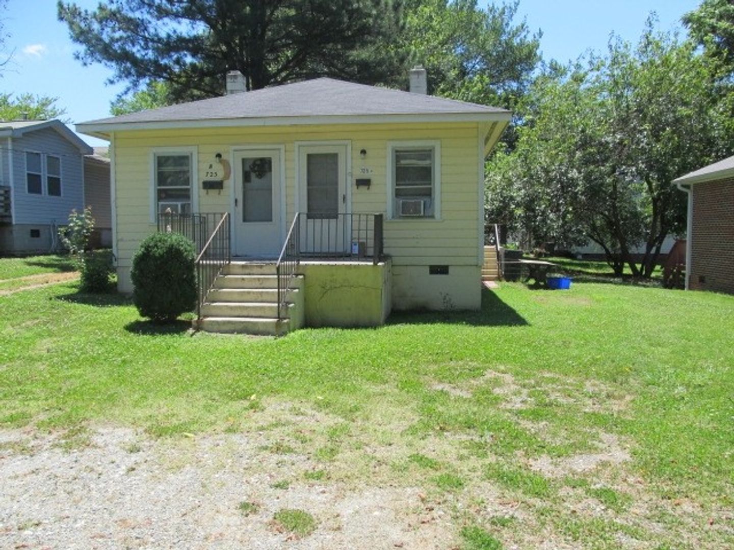 Chapel Hill House: 725-B South Merritt Mill Road