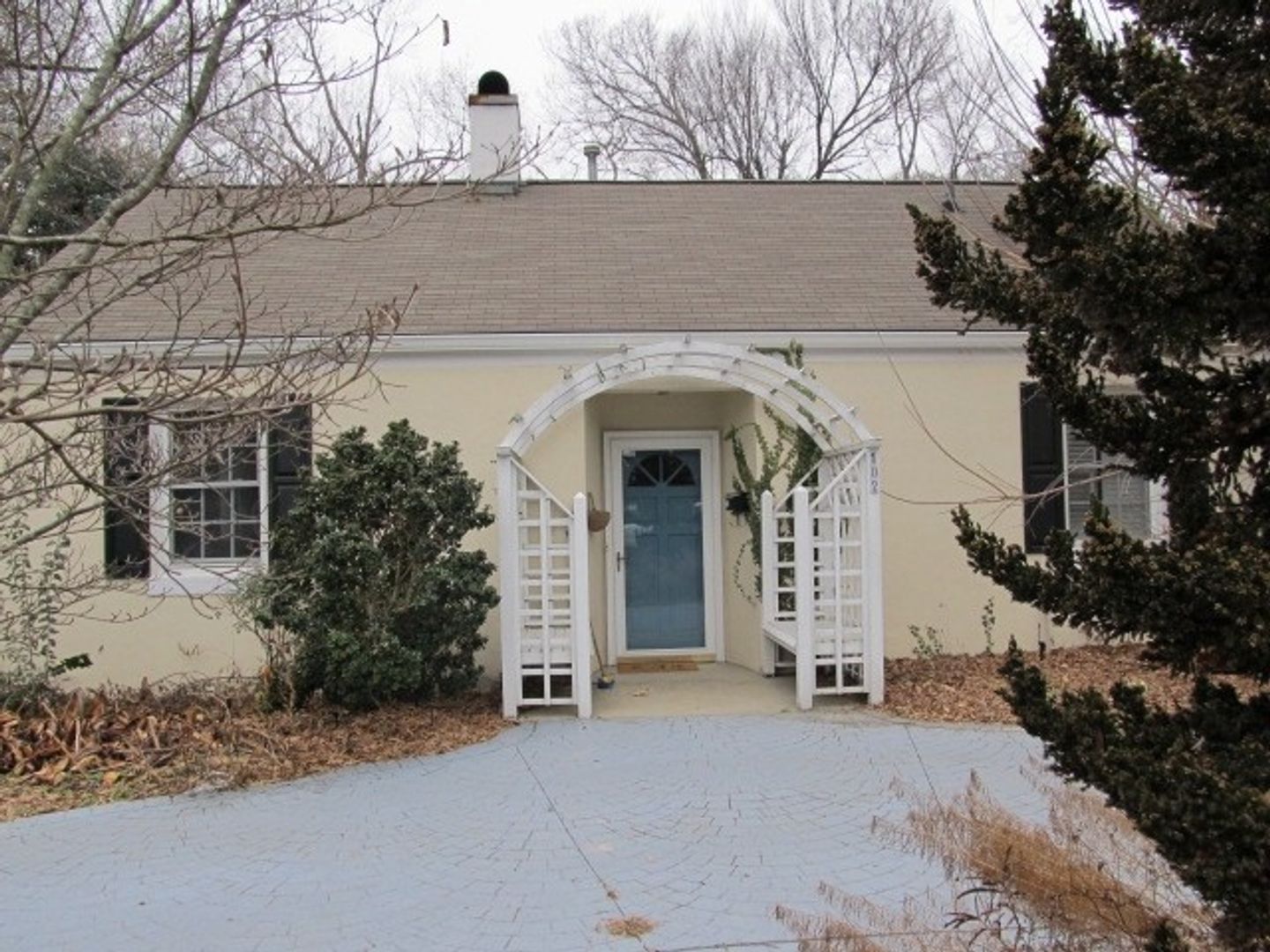 Chapel Hill House: 102 Jones Street