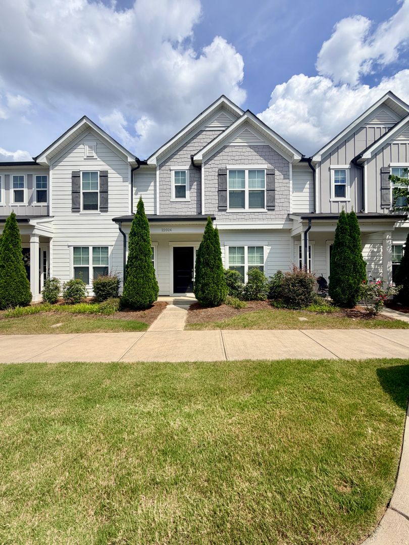 Charlotte Townhome: 22024 Lani Drive