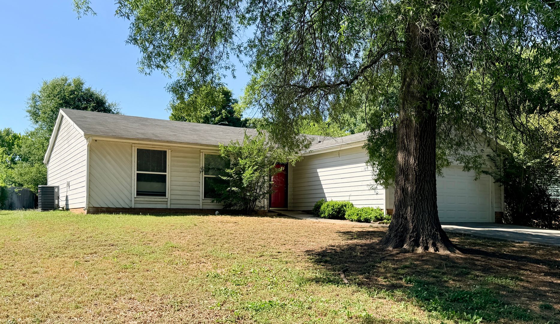 Charlotte House: 11330 Smoke Tree Ln