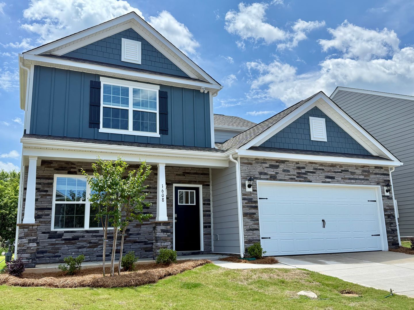 Monroe House: 1608 Secrest Commons Drive