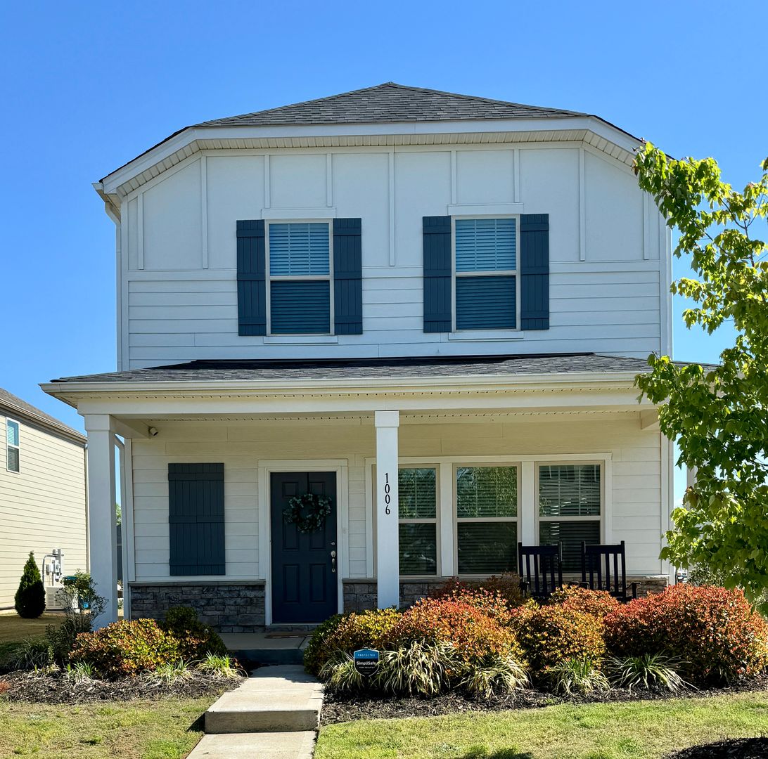 Belmont House: 1006 Amberley Crossing Drive