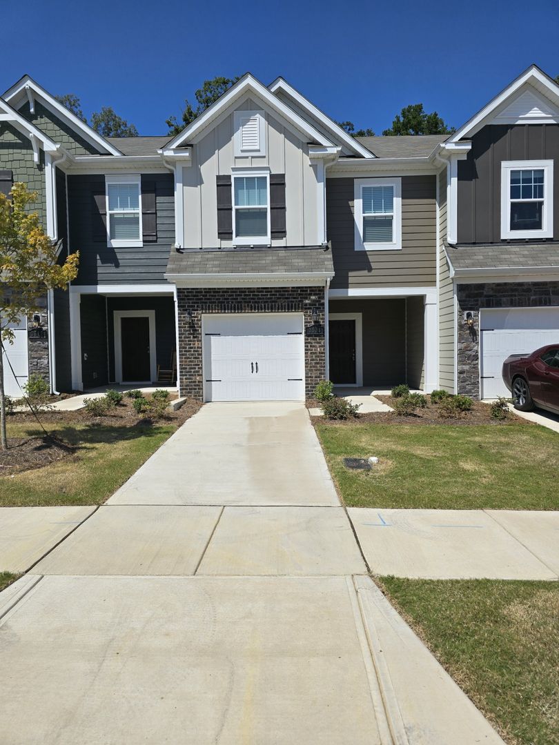 Monroe Townhome: 3519 Secrest Landing (Secrest Landing)