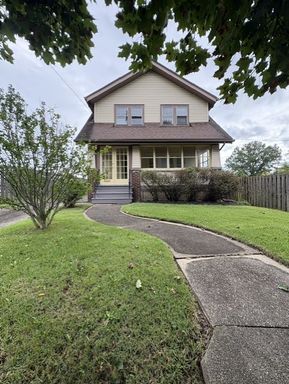 Beautiful 3BR/1.5BA Akron Home | Updated Kitchen | Garage | Enclosed Porch – photo 1