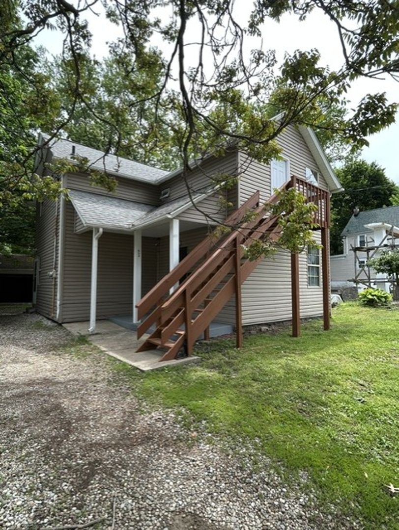 Akron Apartment: 653 Sherman St