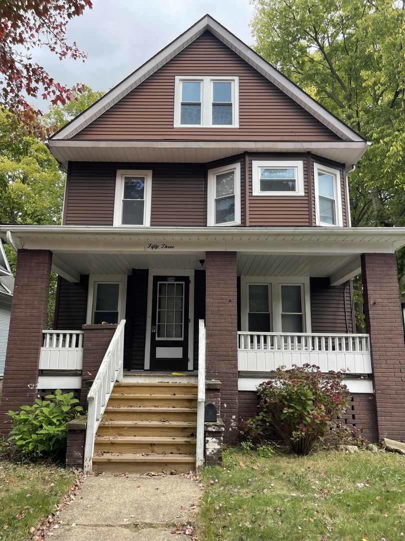 Akron Apartment: 53 Metlin Ave