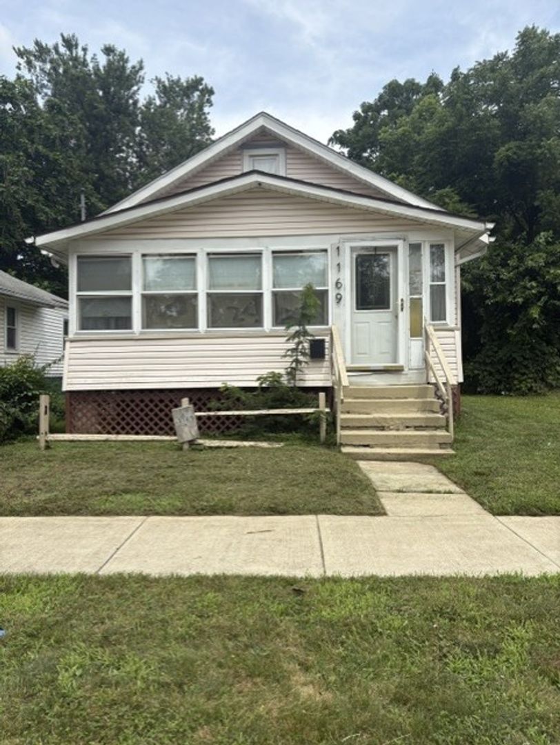 Akron House: 1169 Weiser Ave
