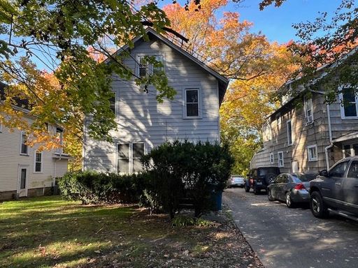 5 Bedroom 1 Bathroom Student Rental