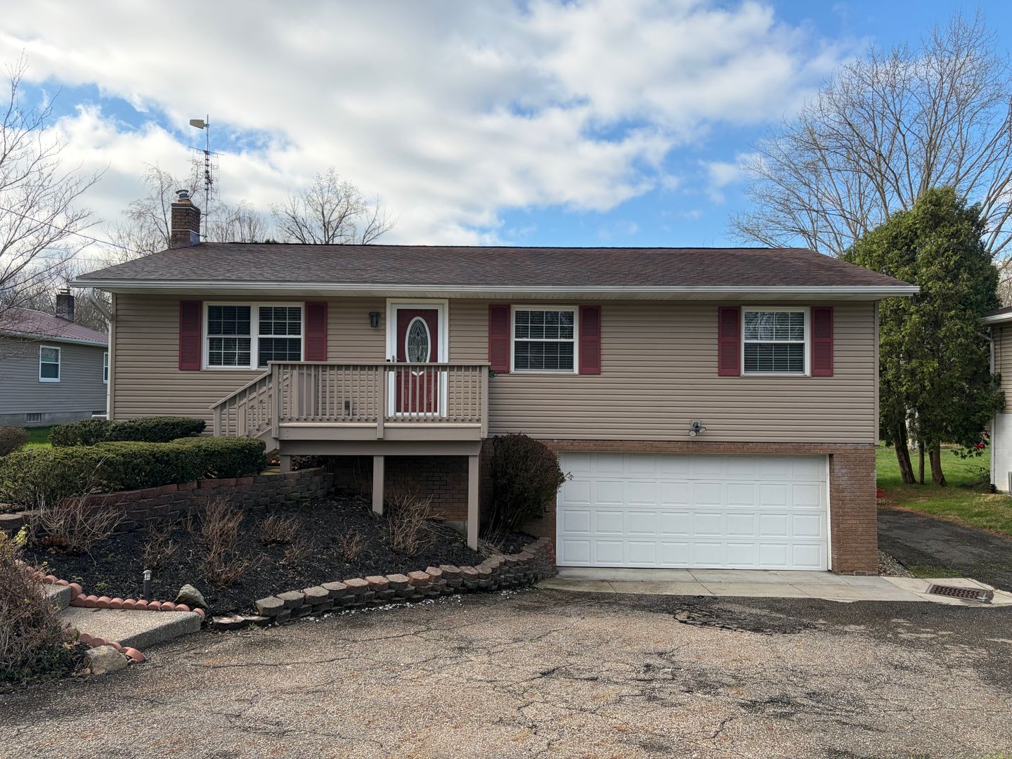 Akron House: 2426 Eastwood Ave