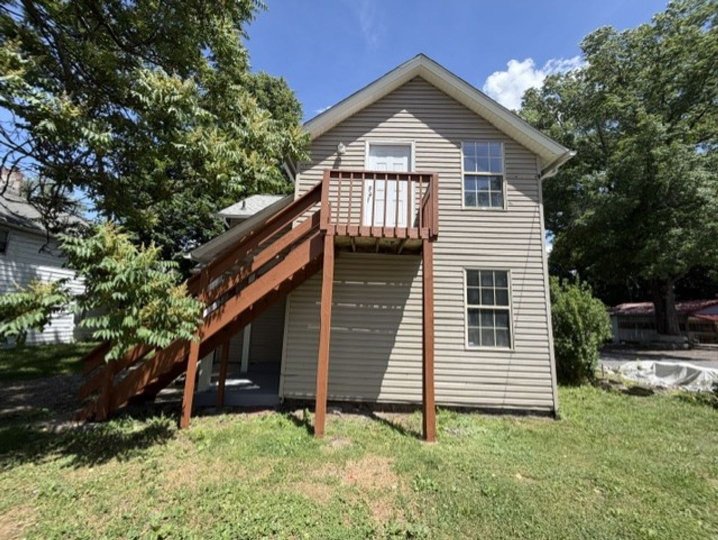 Akron Apartment: 653 Sherman St
