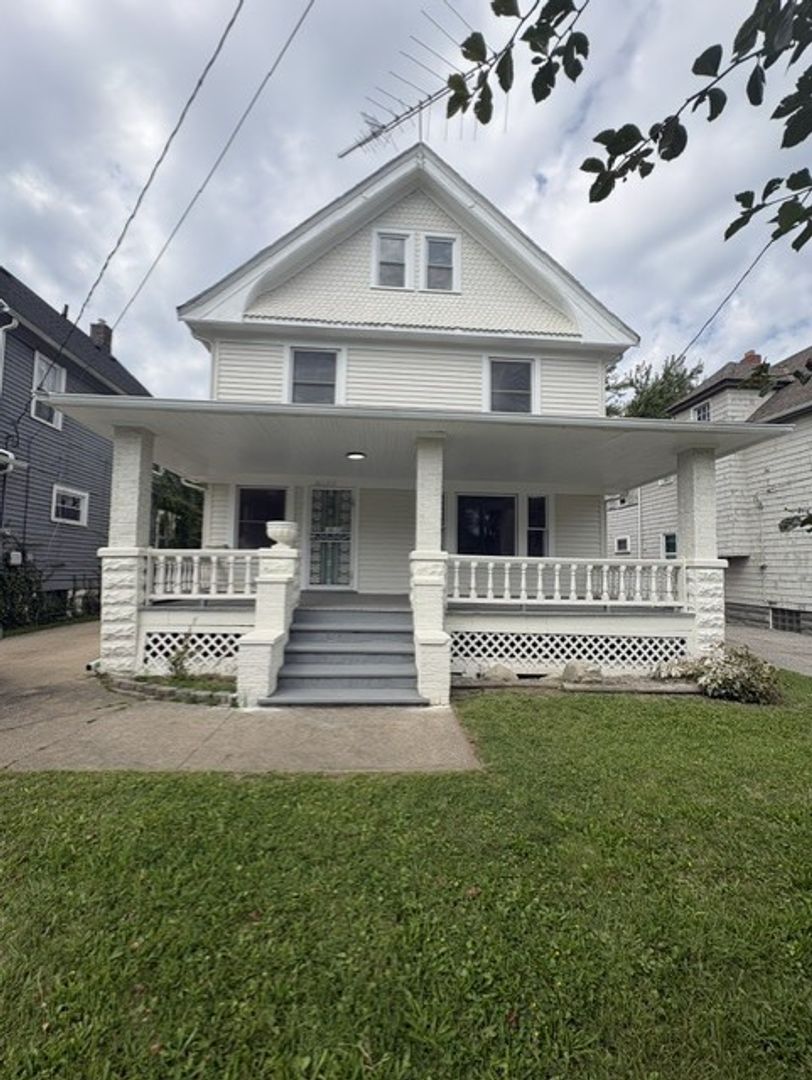 Cleveland House: 4140 E 113 ST