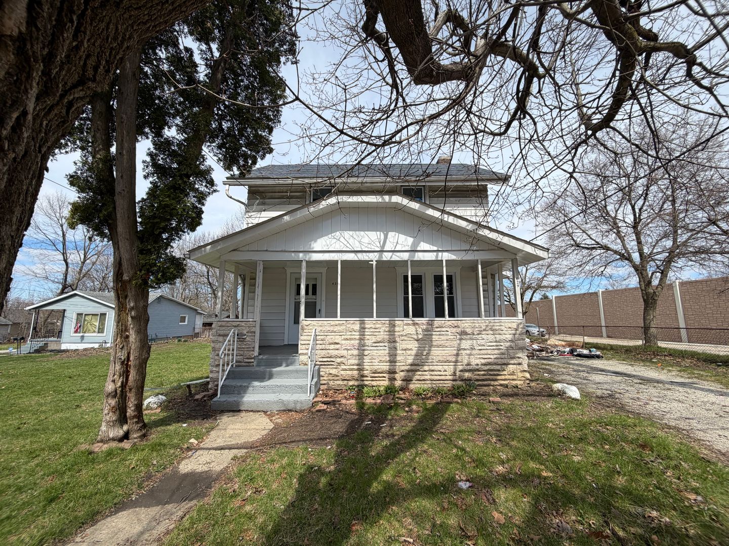 Akron House: 629 Morgan Ave