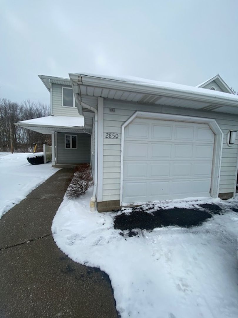 Akron House: 2850 Sand Run Pkwy