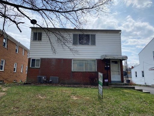 Spacious 2-Bedroom Apartment in Northwest Akron! – photo 1